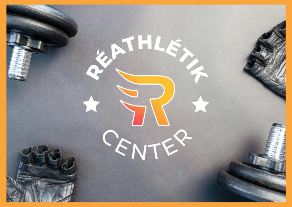 IMAGE DU LOGO DU REATHLETIK CENTER SUR DES ARTICLES DE SALLE DE SPORT POUR PRÉSENTER LES AFTERWORKS